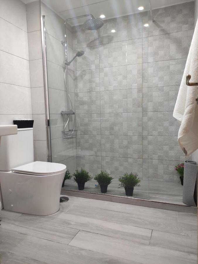 מאלגה Apartamento La Victoria מראה חיצוני תמונה