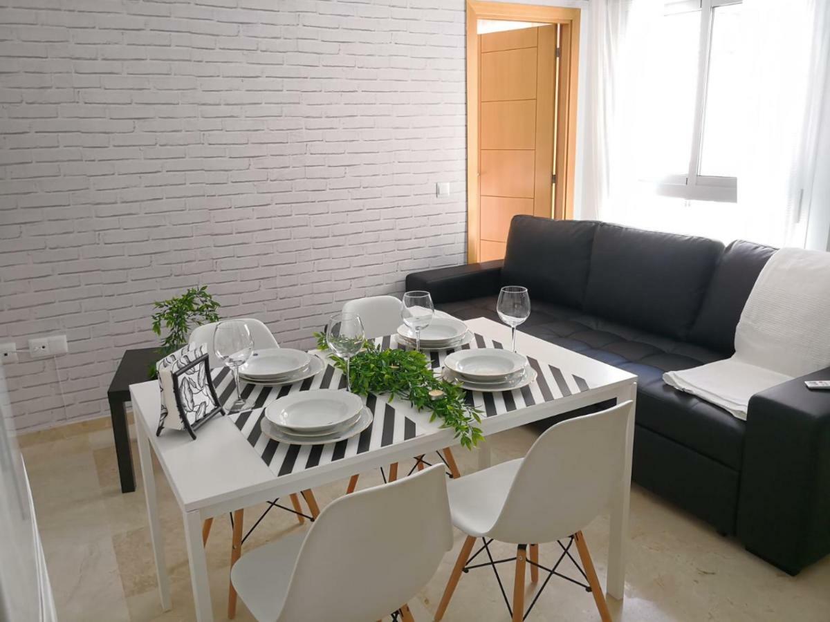 מאלגה Apartamento La Victoria מראה חיצוני תמונה