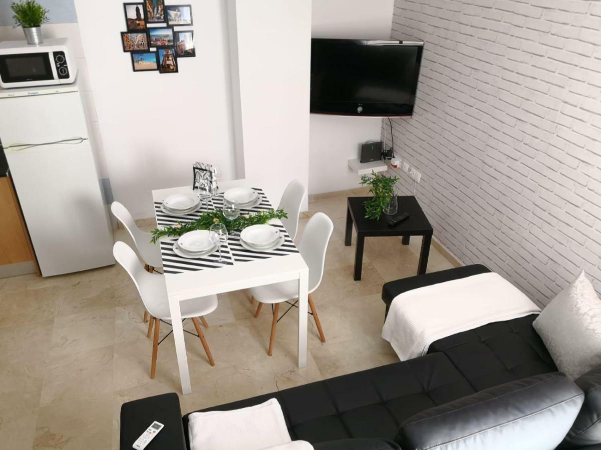 מאלגה Apartamento La Victoria מראה חיצוני תמונה
