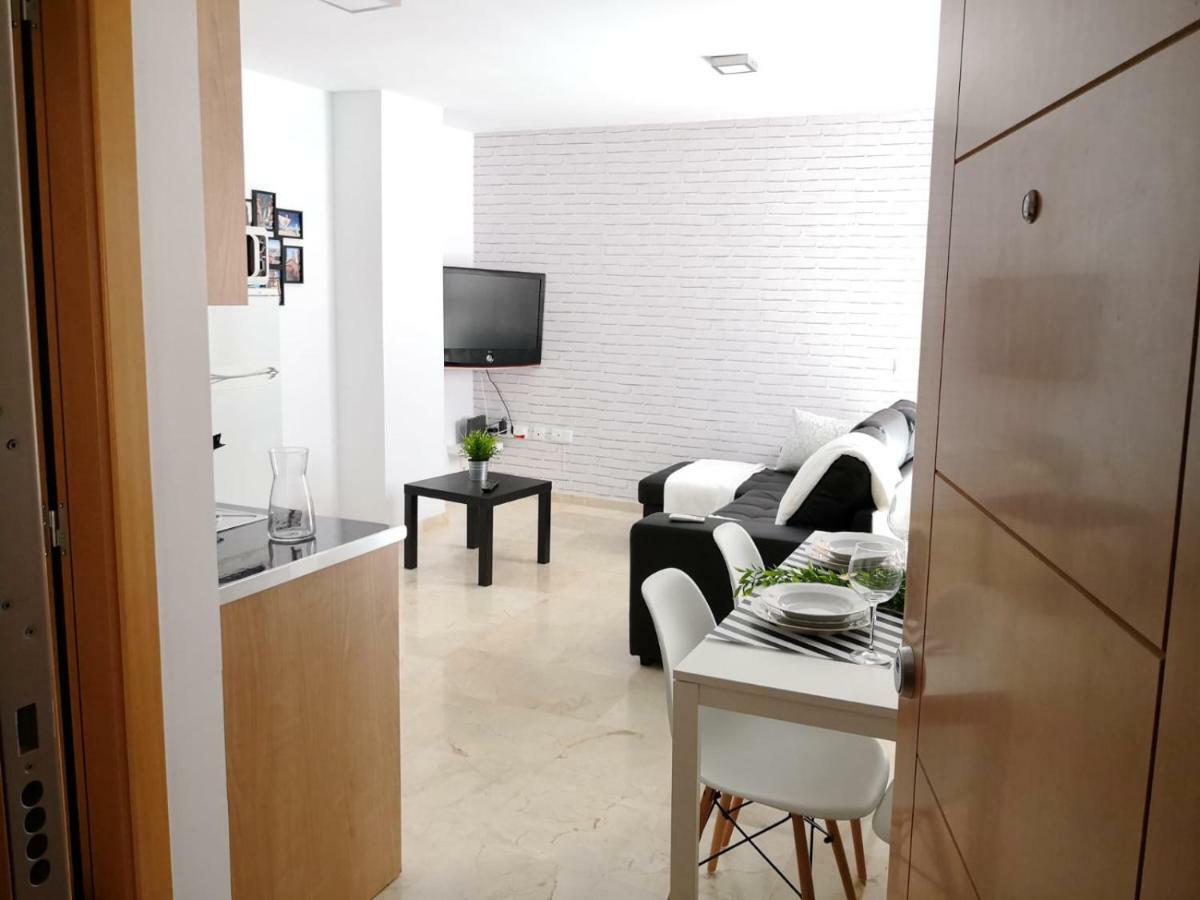 מאלגה Apartamento La Victoria מראה חיצוני תמונה