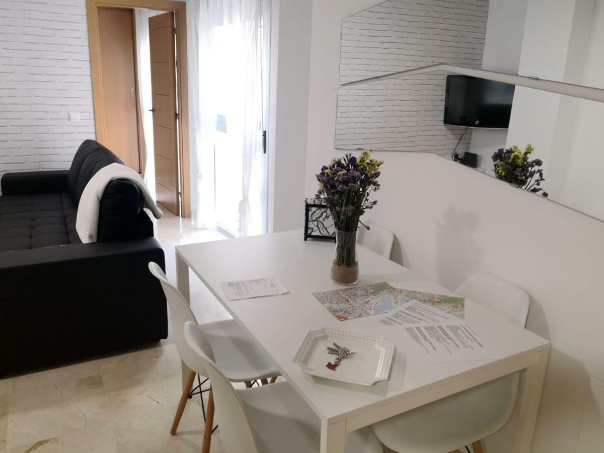 מאלגה Apartamento La Victoria מראה חיצוני תמונה
