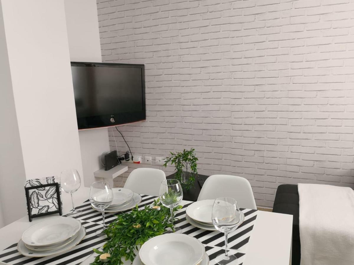 מאלגה Apartamento La Victoria מראה חיצוני תמונה